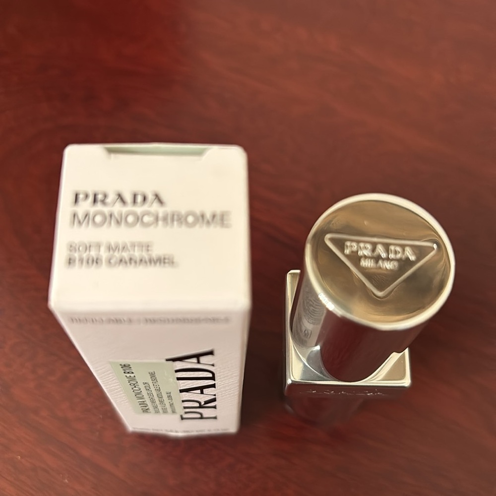 Prada Monochrome Soft Matte lipstick B106 - CARAMEL - Picture 10 of 15